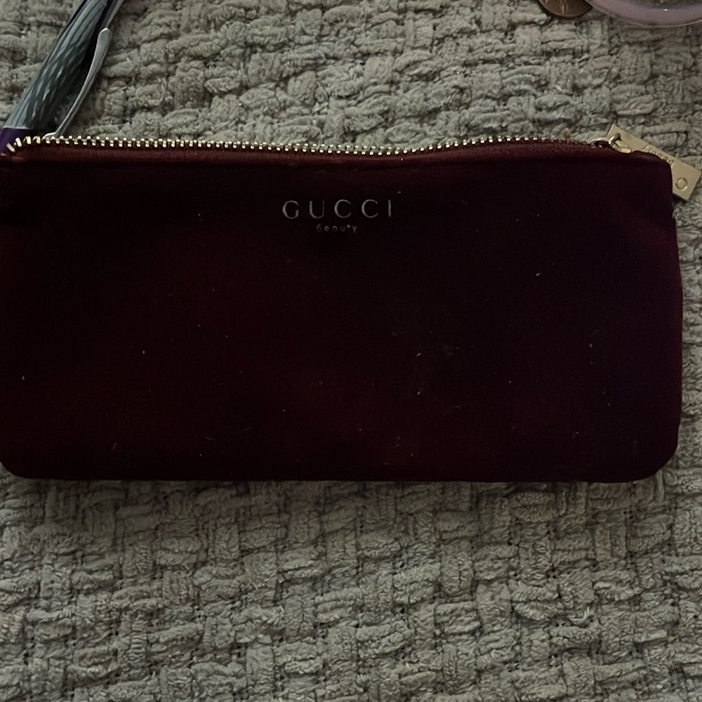 Beautiful make up bag Gucci